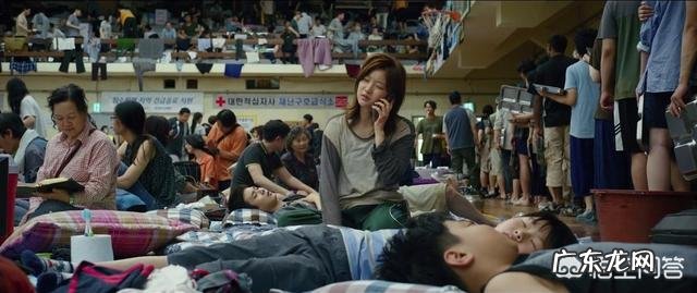 如何评价奉俊昊的神作《寄生虫》,此片对韩国影史有何种意义