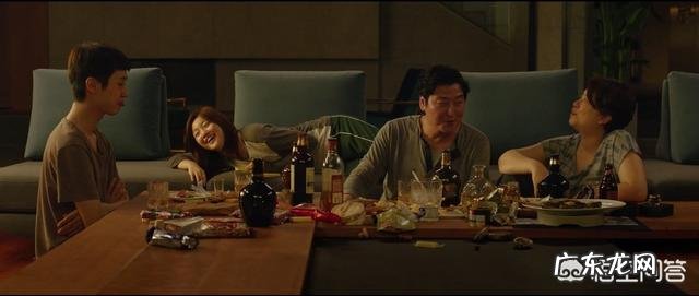 如何评价奉俊昊的神作《寄生虫》,此片对韩国影史有何种意义