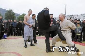 练过武术的矮瘦子能打得赢没练过的壮汉吗?