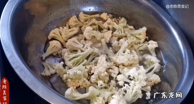 凉拌有机花菜怎样做好吃 花菜这样炒既简单又美味