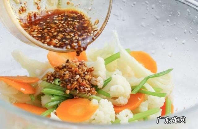 懒人凉拌花菜 花菜这样炒既简单又美味