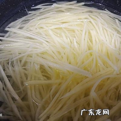 韩式花菜怎么拌好吃 韩式拌花菜的家常做法大全