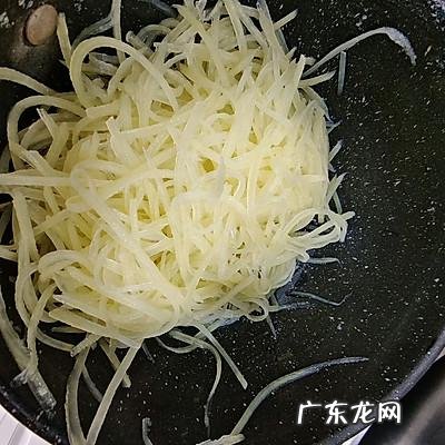 韩式花菜怎么拌好吃 韩式拌花菜的家常做法大全