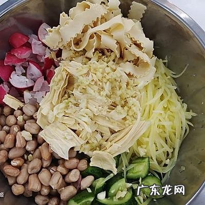 韩式花菜怎么拌好吃 韩式拌花菜的家常做法大全