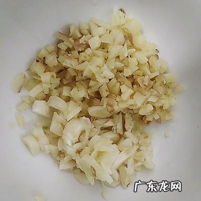 韩式花菜怎么拌好吃 韩式拌花菜的家常做法大全