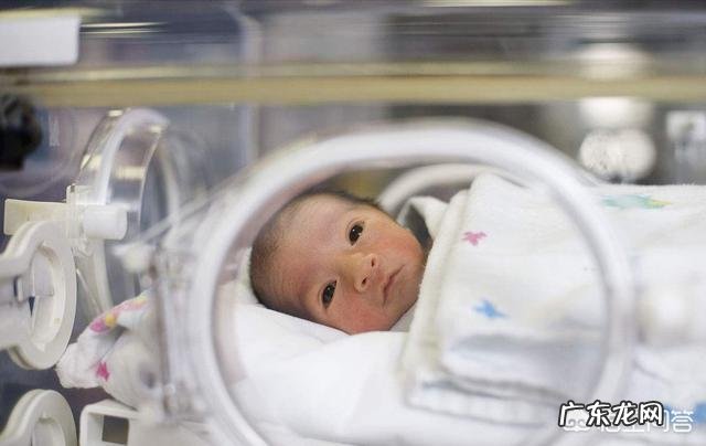 小孩早产一个月会有什么后果?