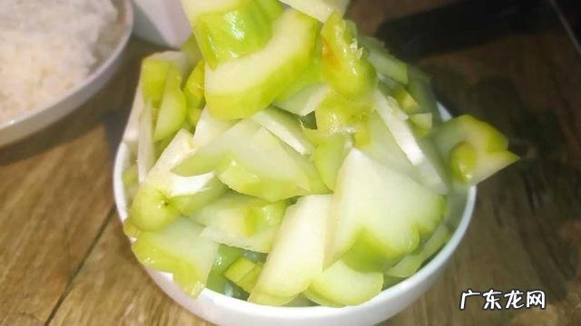 佛手瓜怎么炒的才好吃 炒佛手瓜怎么炒才好吃