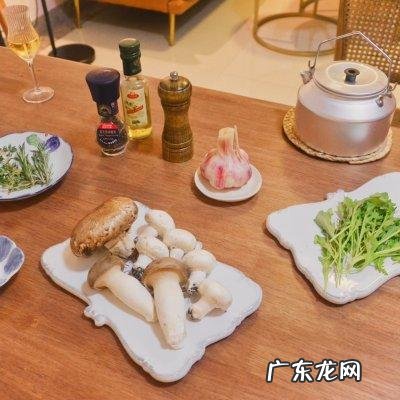 鲜香多汁的烤蘑菇 煎烤小白菇