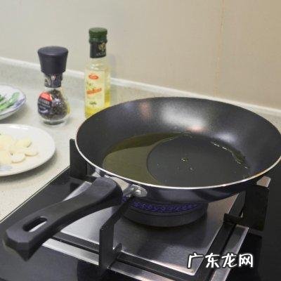 鲜香多汁的烤蘑菇 煎烤小白菇