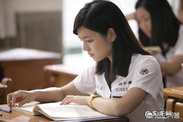 为什么日本动漫的主角大多都是高中生?