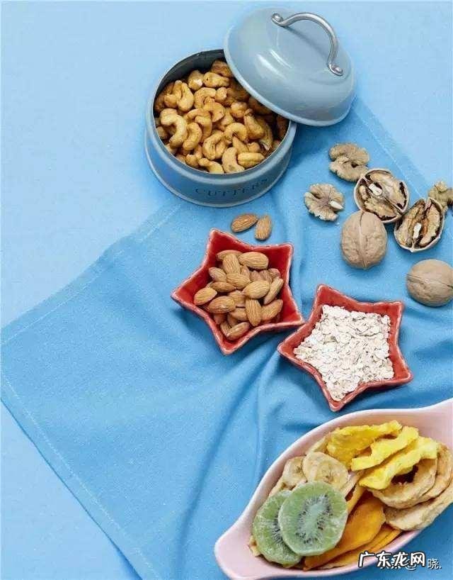 怀孕初、中、晚期的饮食方面,需要注意些什么呢?