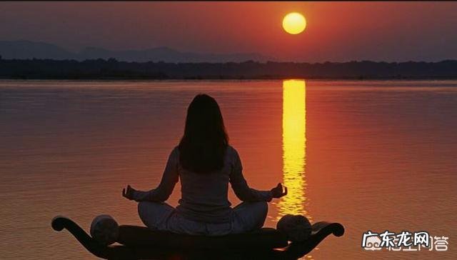 打坐如何能真正静下心来？望高人指教？