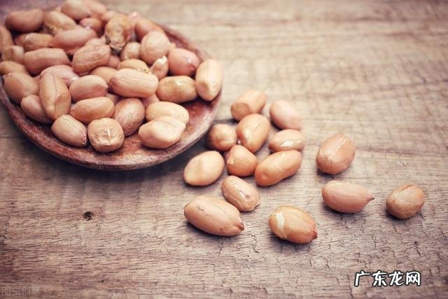 高血压吃花生有益还是损伤血管新研究:常吃可降低20%脑梗风险