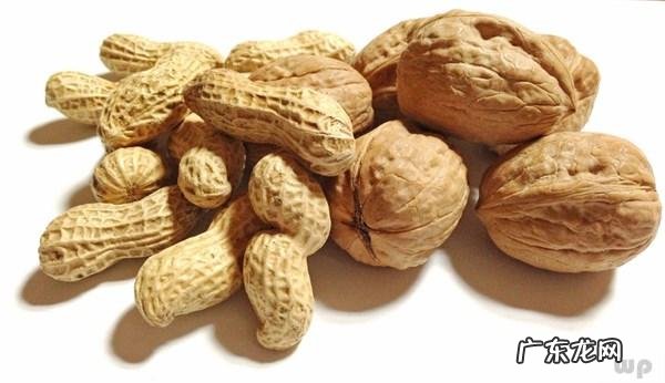 花生是“长寿果”，营养价值高，还能给老人和孩子带来4个好处