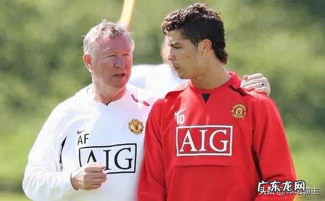 你认为世界ji的十大足球教练都有谁?该怎么排名,为什么?