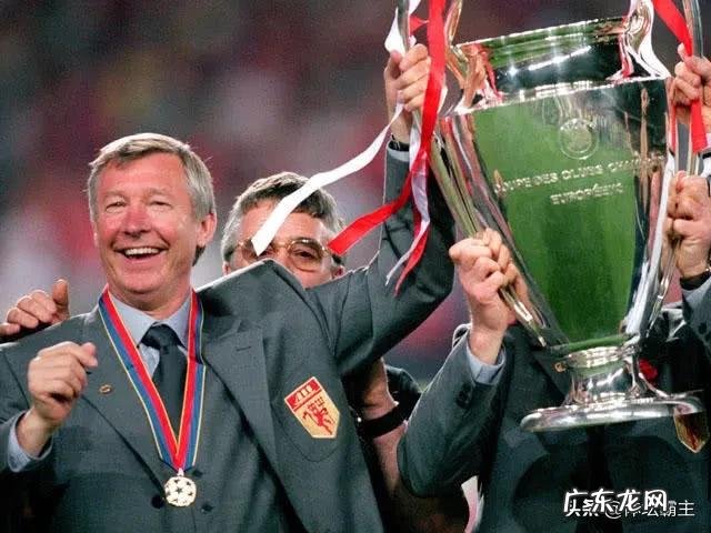 你认为世界ji的十大足球教练都有谁?该怎么排名,为什么?