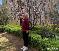 岳云鹏发头条说很久没有自拍了，也不想自拍了，为什么？