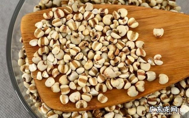 三伏天，用姜盐水泡脚，坚持一周后，身体会出现哪些奇妙变化