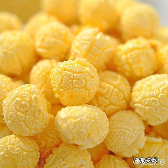 厨师长教你家常小零食，牙签玉米的做法，简单美味比牙签肉还好吃