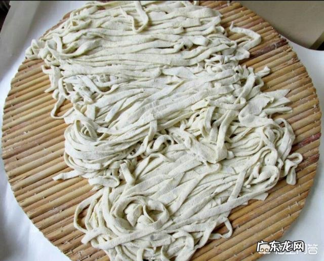 你喜欢吃面条多还是大米饭多,为什么