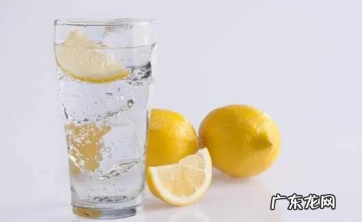 每天早起一杯柠檬水能减肥吗