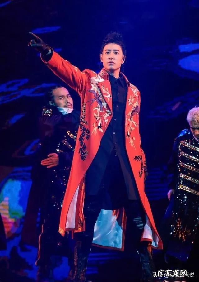 身高176cm，体重175斤的男生该怎么穿搭？