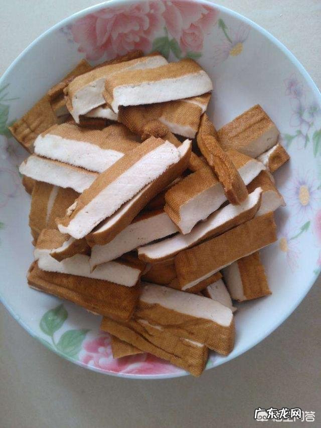 自己带午饭,夏天到了,单位没冰箱,该带些什么菜好呢