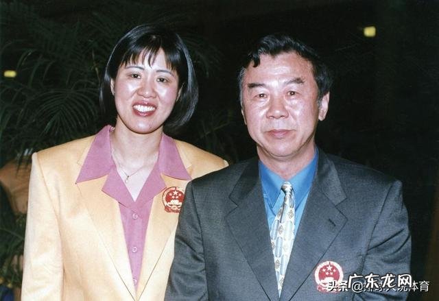 为什么迟迟不公布中国女排的新任主教练是谁什么原因