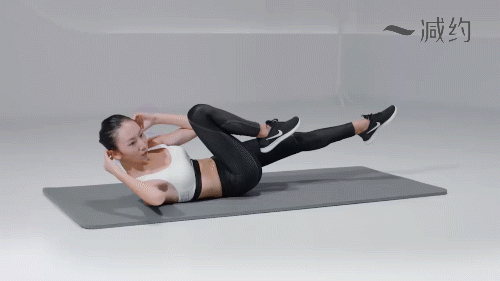 闫妮逆生长成女神,减肥后大妈变少女,你怎么看