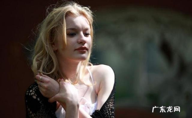 为何很多俄罗斯美女嫁给中国小伙,没多久就离婚了?