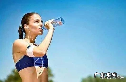 30岁的男人,是不是还要任何事情都听妈妈的?