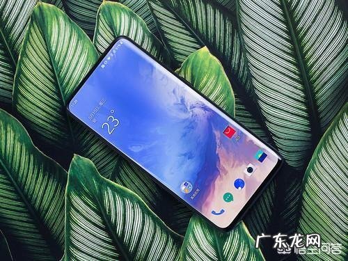 手机重215克，是什么概念？