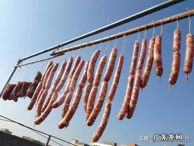 广东香肠的肠衣是用什么做的,能直接吃吗