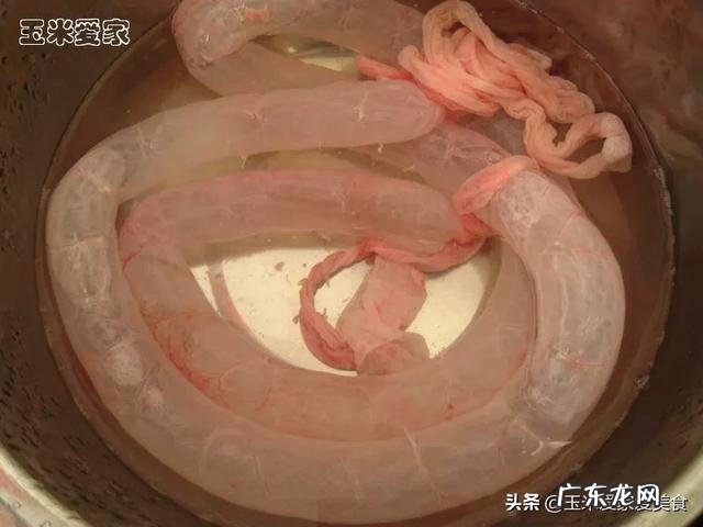 广东香肠的肠衣是用什么做的,能直接吃吗