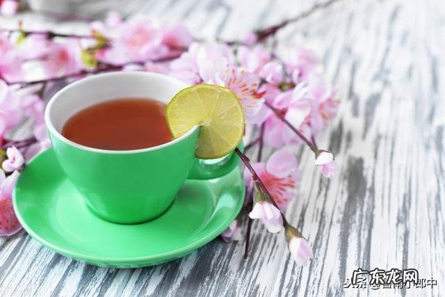 经常失眠多梦，控制不住想发脾气，这是怎么回事啊