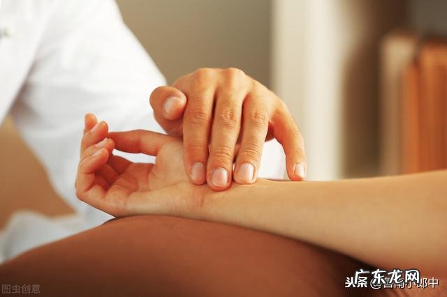 经常失眠多梦，控制不住想发脾气，这是怎么回事啊