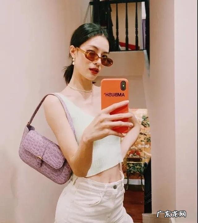 人类高质量女性拍照姿势 高质量女性泳衣拍照