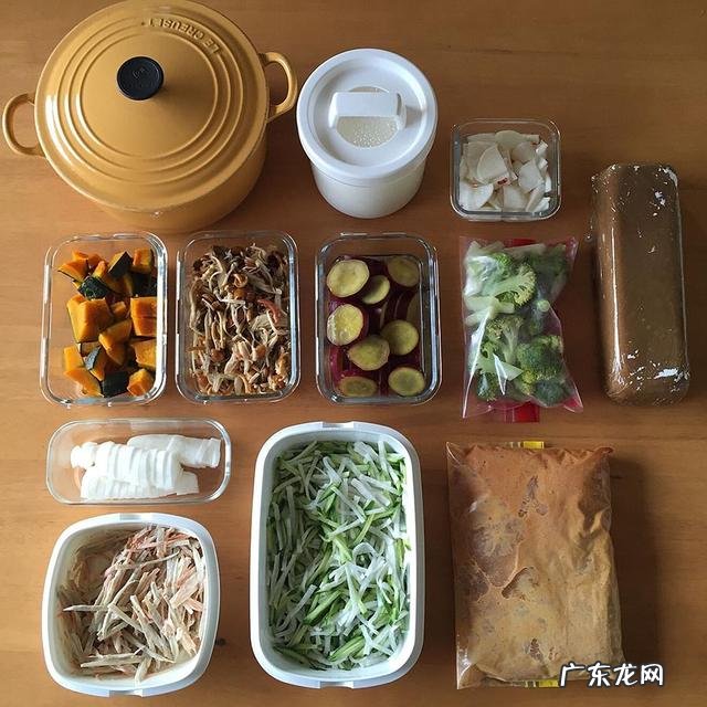 劝孩子勤劳做家务 日常学做家务