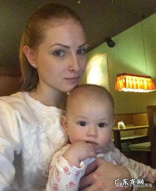 乌克兰美女年轻漂亮苗条,岁数大了咋就发福了呢?