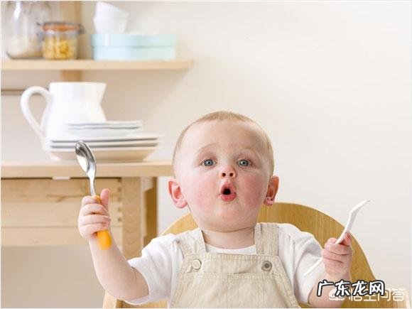 一岁宝宝不宜吃哪些食物,如何养成良好饮食习惯?