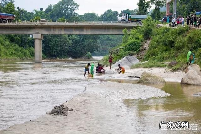 尼泊尔这个国家怎么样,适合自由行吗?有什么独特的文化?