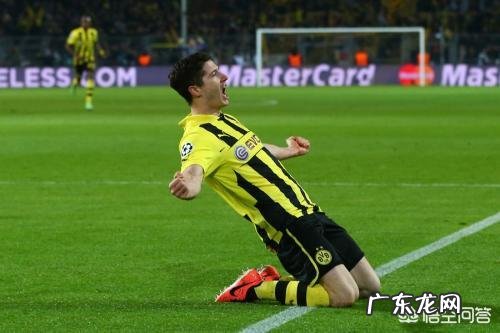 请一人说出一个名字带“斯基”的球员?