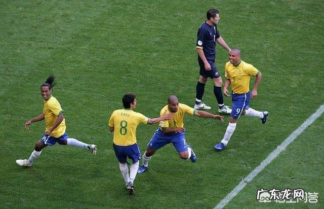 请一人说出一个名字带“斯基”的球员?