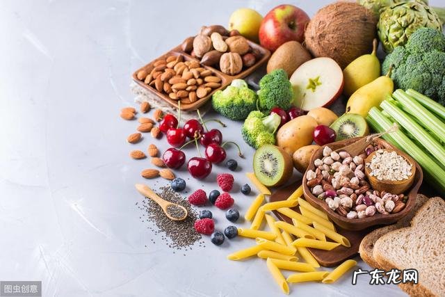 《小麦肚》:看完这本书,我才知道原来最简单的减肥方法是这个!