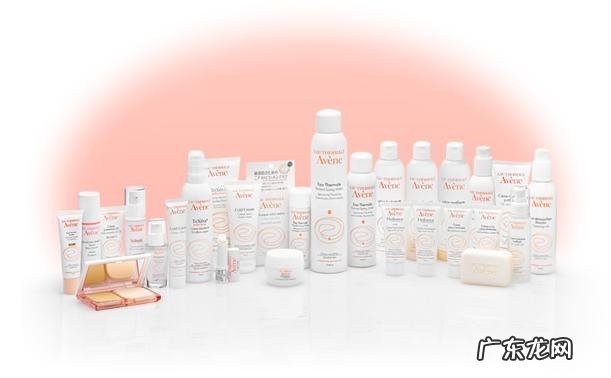 皮肤出油怎么选洁面产品,本人35岁,性别女