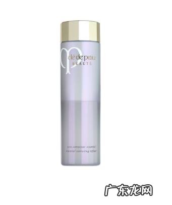 皮肤出油怎么选洁面产品,本人35岁,性别女