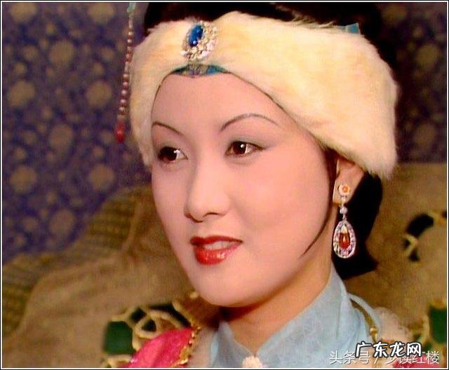 《红楼梦》中王熙凤也是大家闺秀为啥不识字呢