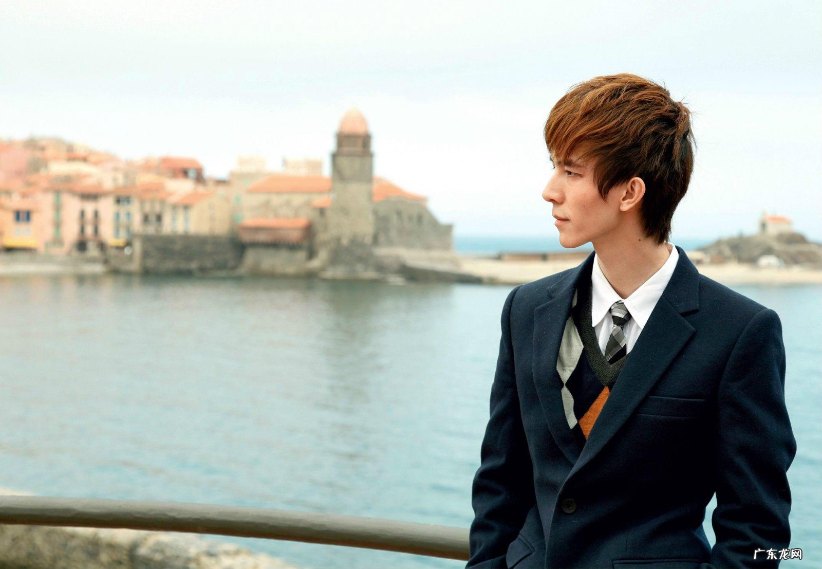 娱乐圈中比较瘦的男星有哪些？