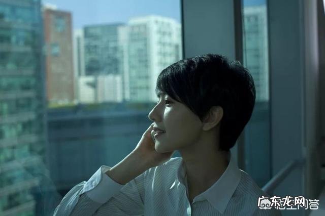 40多岁的人剪什么样的发型看起来比较年轻