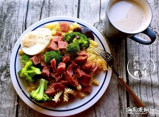 健身减肥期间晚上想吃肉吃方便面怎么办?